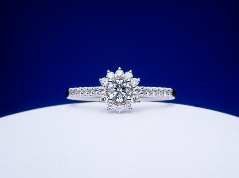 【静岡市】2019人気婚約指輪デザインランキング「Moregenrote」のダイヤモンドの美しさに迫る